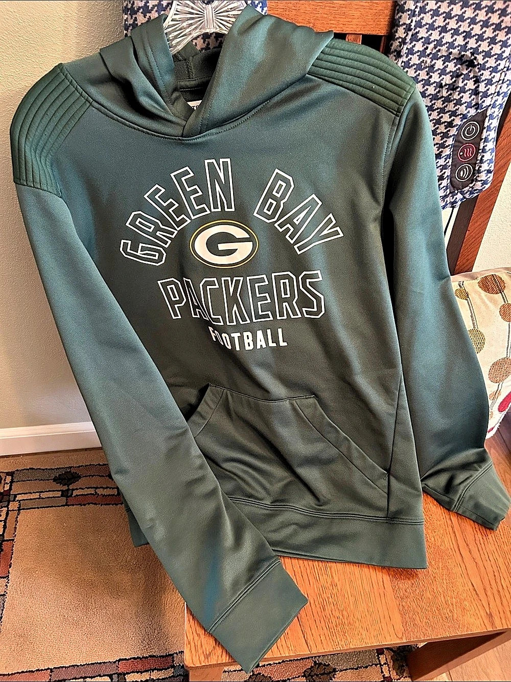 Team Apparel Green Bay Packers Football hoodie Men's Green Hoodie Size Medium
